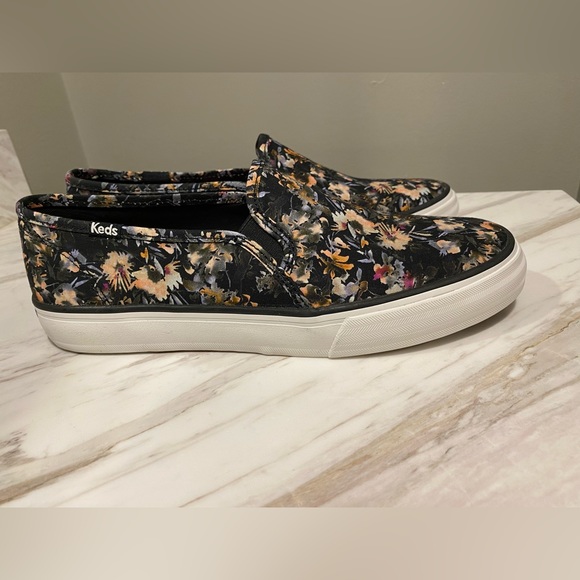 KEDS Double Decker Black Floral Slip on Sneakers Womens Size 8M EUC Water Color - Picture 5 of 9
